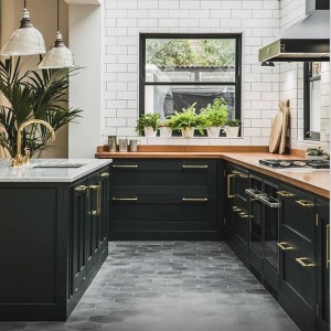 Do You Need A Messy Kitchen?